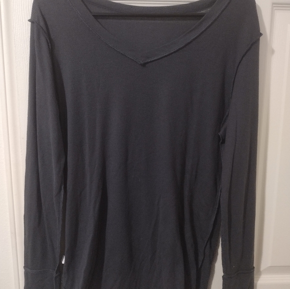 V-neck thermal long sleeve shirts - Picture 4 of 6